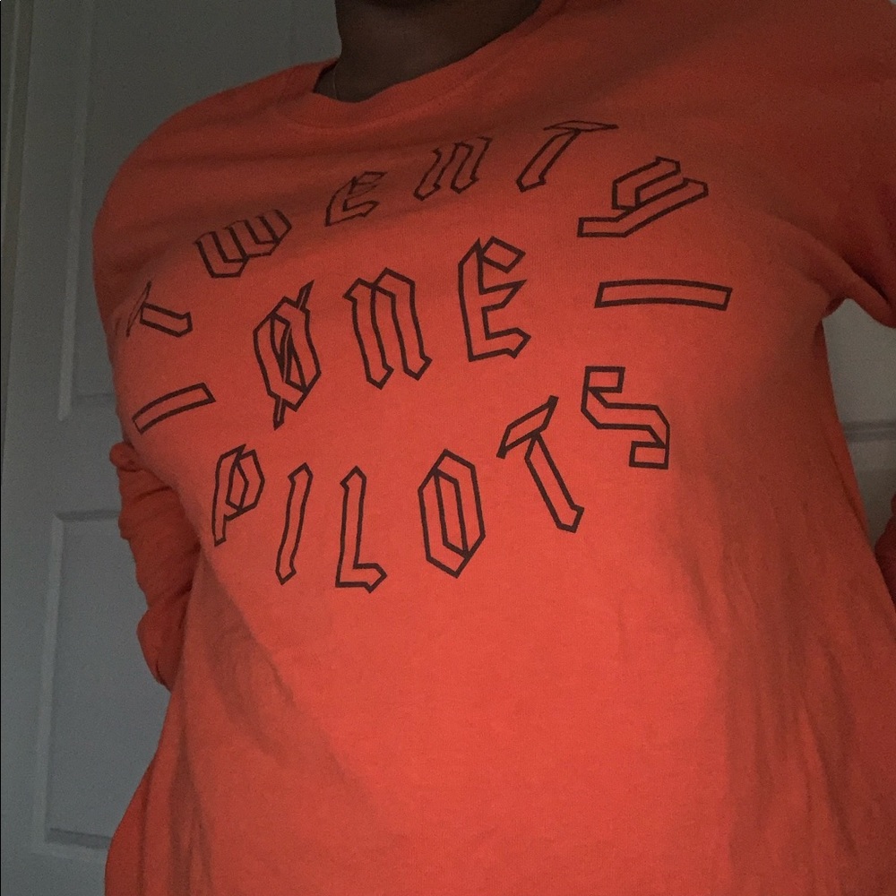 Twenty one pilots shirt